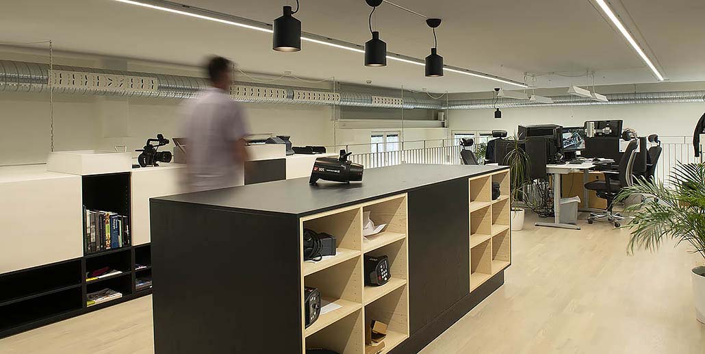 Inhouse service and support Inhouse service and support