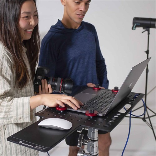 Ultra-stable platform for laptops
