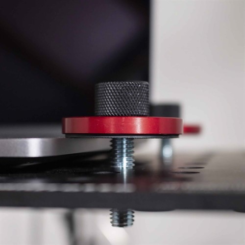 Includes anti-slip mounting hardware