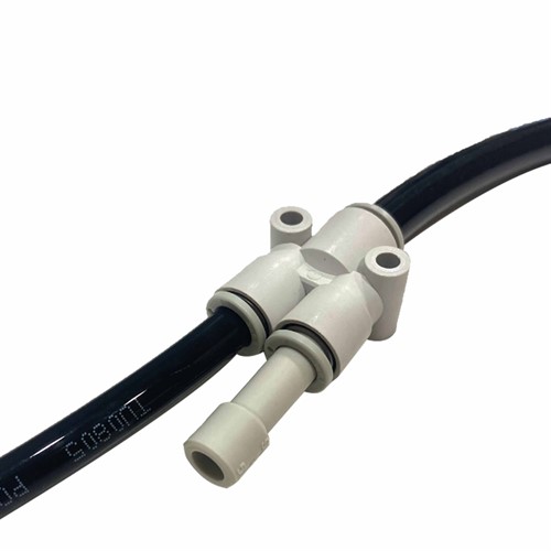 Tillverkad av slitstark polyuretanplast