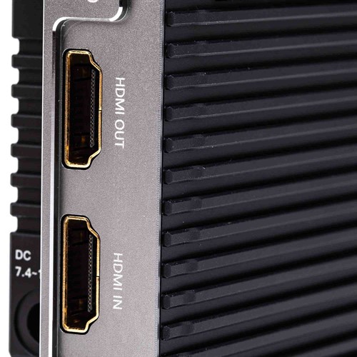 HDMI in- och utgång