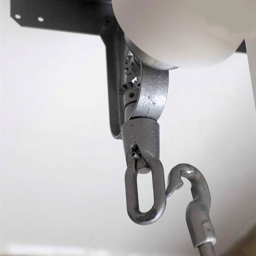 Vevas ut till önskad längd, automatisk låsning