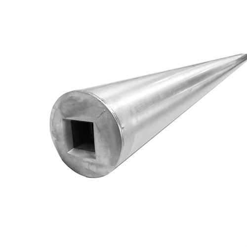 Bom som ger den 3,55m breda fonden stadga