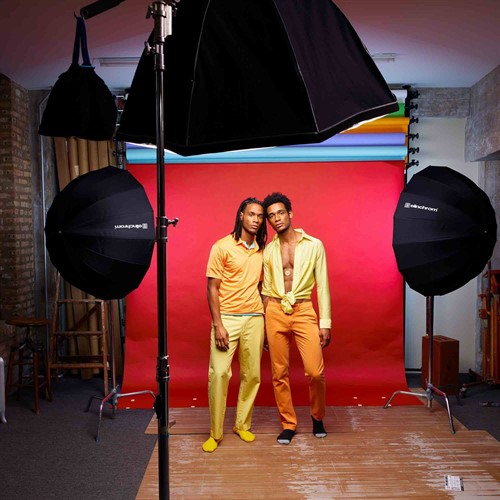 FIVE - Built-in Bluetooth