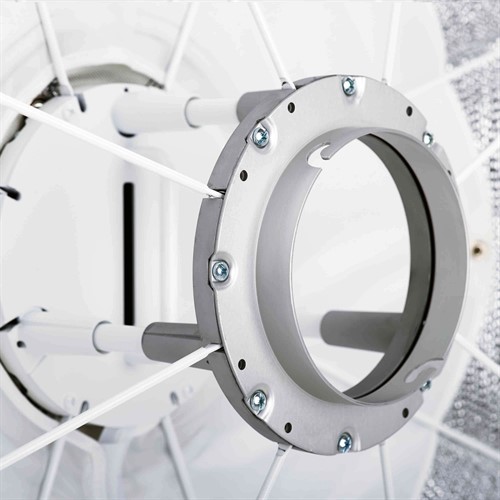 Blixten monteras omvänt inuti Litemotiv Indirect