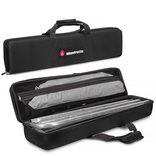 Levereras med skyddande väska