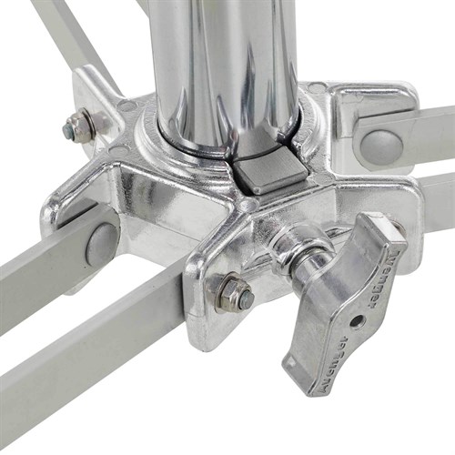 Tillverkad av kromat stål