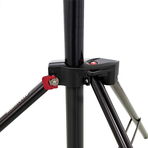 Extra wide 160cm footprint for complete stability