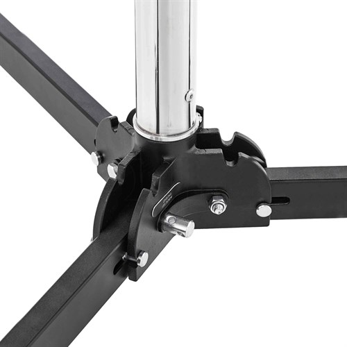 Benen kan vikas upp mot mittpelare