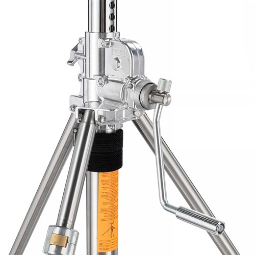 Höjd justeras med vev