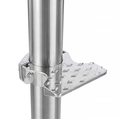 Fotsteg underlättar justering av armatur