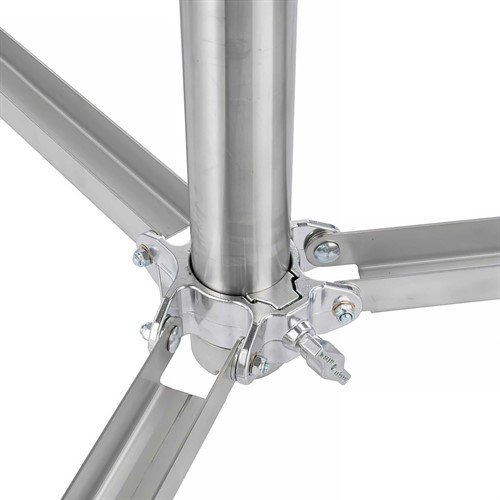 Ett av benen är ställbart