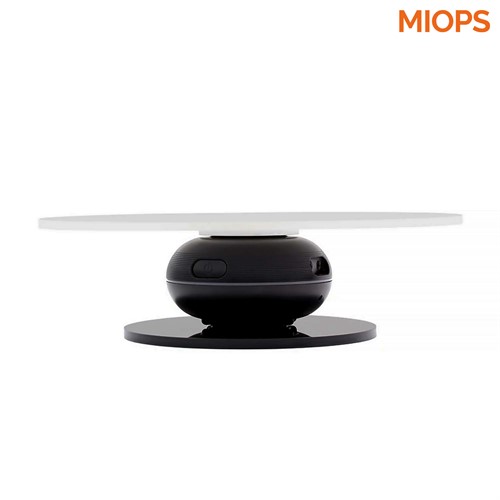 Turntable består av övre och nedre skiva