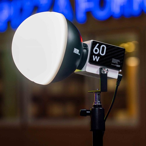 Reflektor och diffusor medföljer