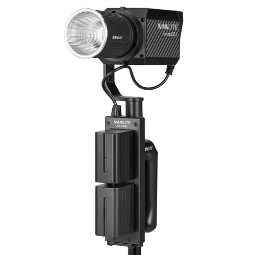 Batterifäste för 2 st NP-F batterier (batterier ingår ej)