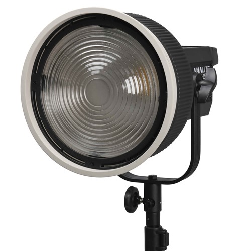 Ger kraftfull ljusstyrka