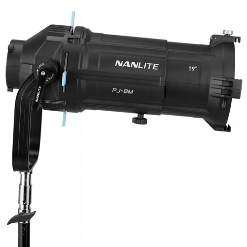 Monterad i projektortillsats, denna köps separat