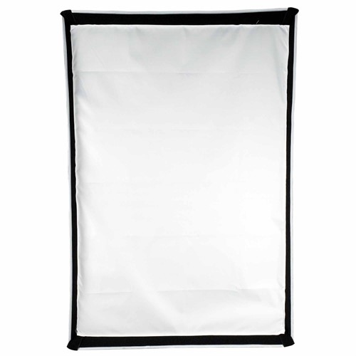 Rektangulär form 60x90cm ger fömsterliknande ljus