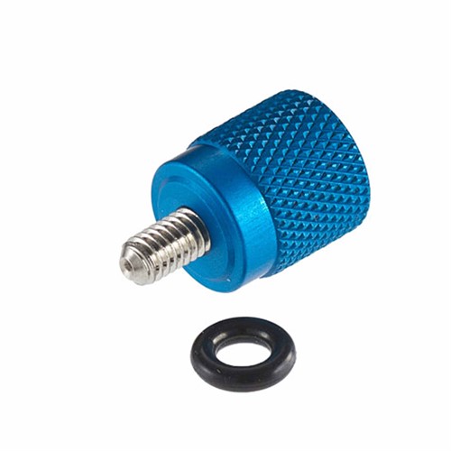 Clamping screw for focusing rail with O-ring