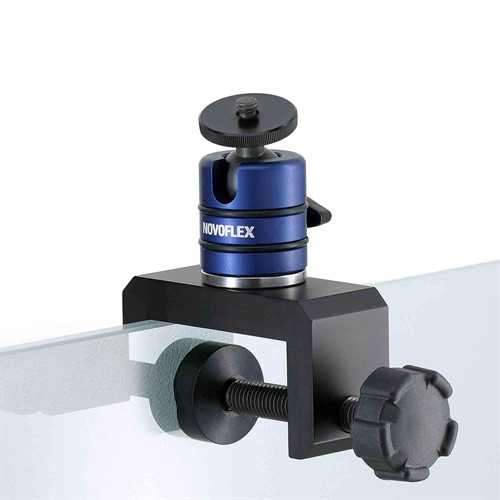 Fäster utmärkt på plana ytor som glasskivor