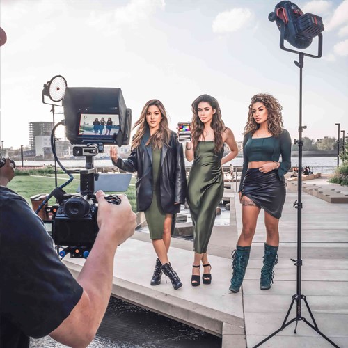 Fungerar lika bra i studio som utomhus