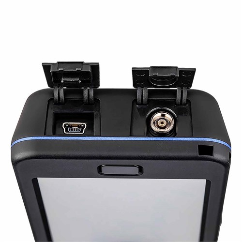 Anslutning för synkkabel samt USB