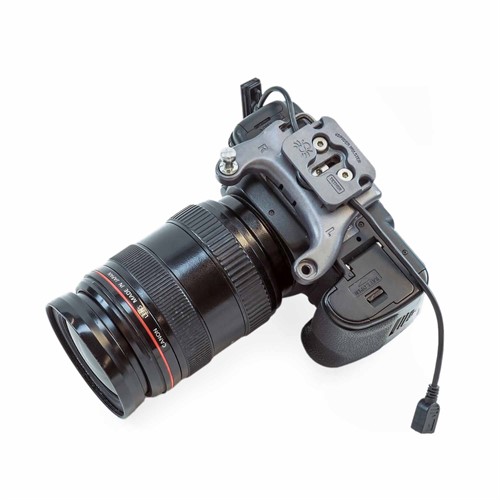 Designed to mount on Spider DSLR Plate