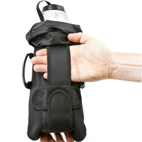 Protect your lens from both rain and dust