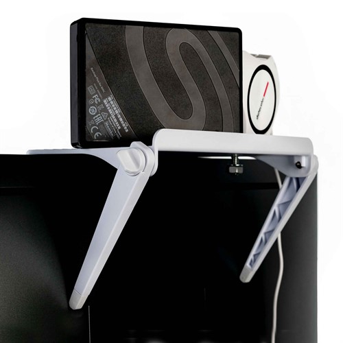 Easy to Mount and Remove