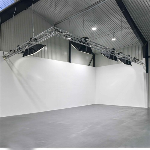 Taktross anpassas efter fotostudions utrymme
