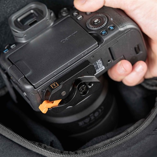 The camera plate can be mounted on the camera