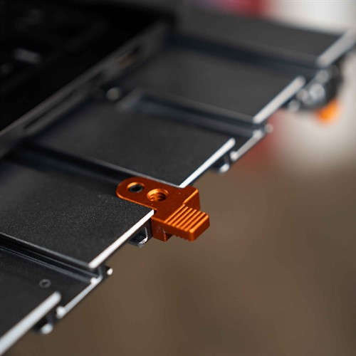 Aluminum with magnetic closure