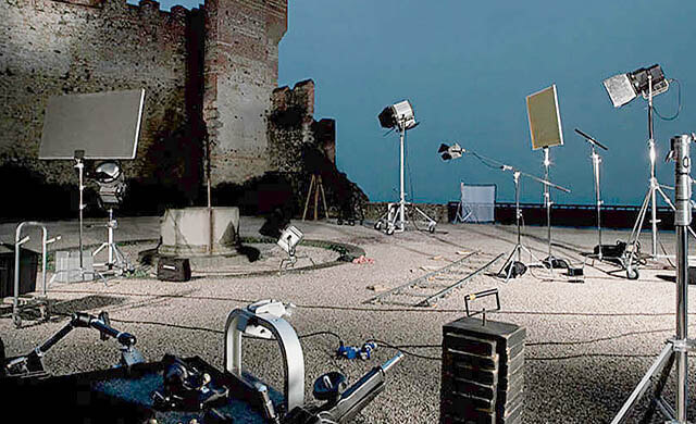 Annons:002 ban-lightstand-general-002.jpg