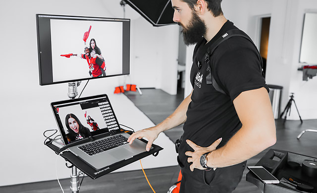 Ad:006 ban-workstation-005.jpg